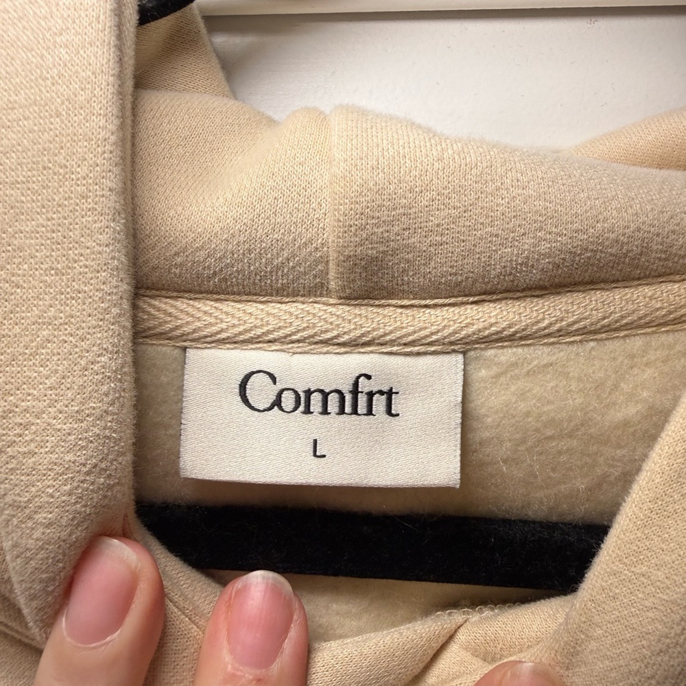 Comfrt Cream Hoodie Size L - Picture 3 of 3